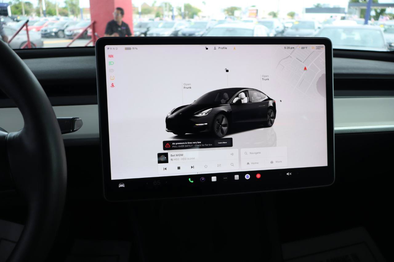 Used 2022 Tesla Model 3 RWD image 21