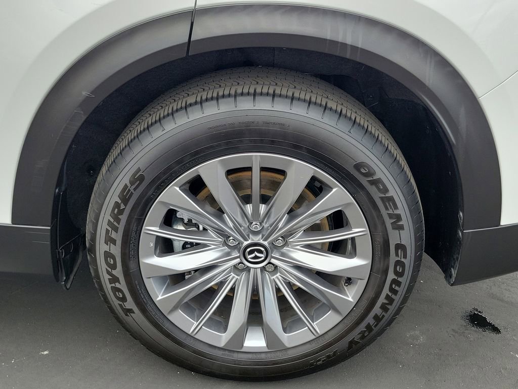 Certified 2024 MAZDA CX-90 Plug-In Hybrid w/ Preferred AWD/4WD image 32