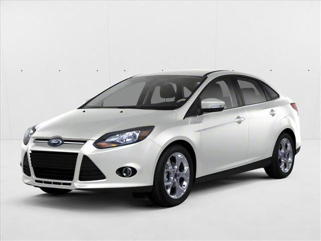 Used 2013 Ford Focus SE w/ SE Winter Pkg image 1