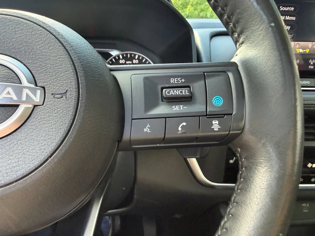 Used 2024 Nissan Rogue SV w/ SV Premium Package AWD/4WD image 27