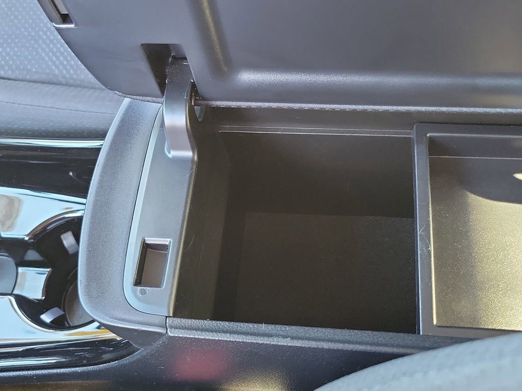 Used 2021 Toyota Prius Prime LE image 15