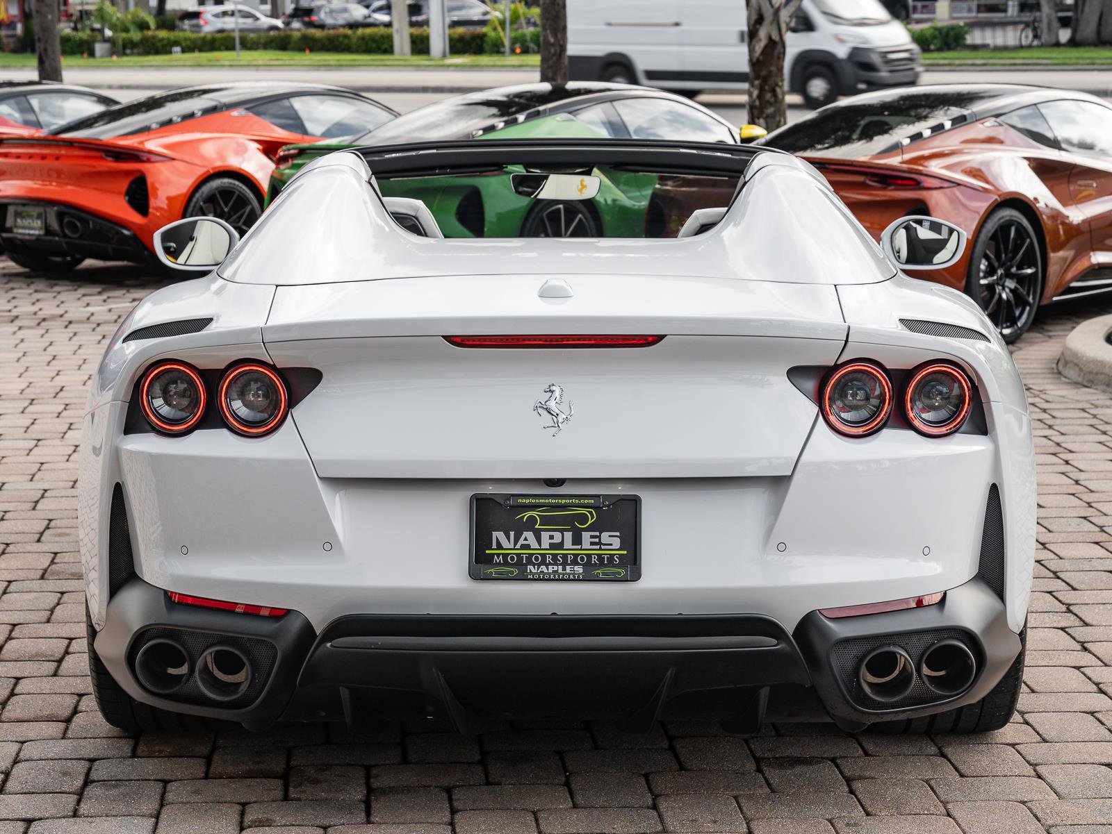 Used 2021 Ferrari 812 GTS RWD image 33
