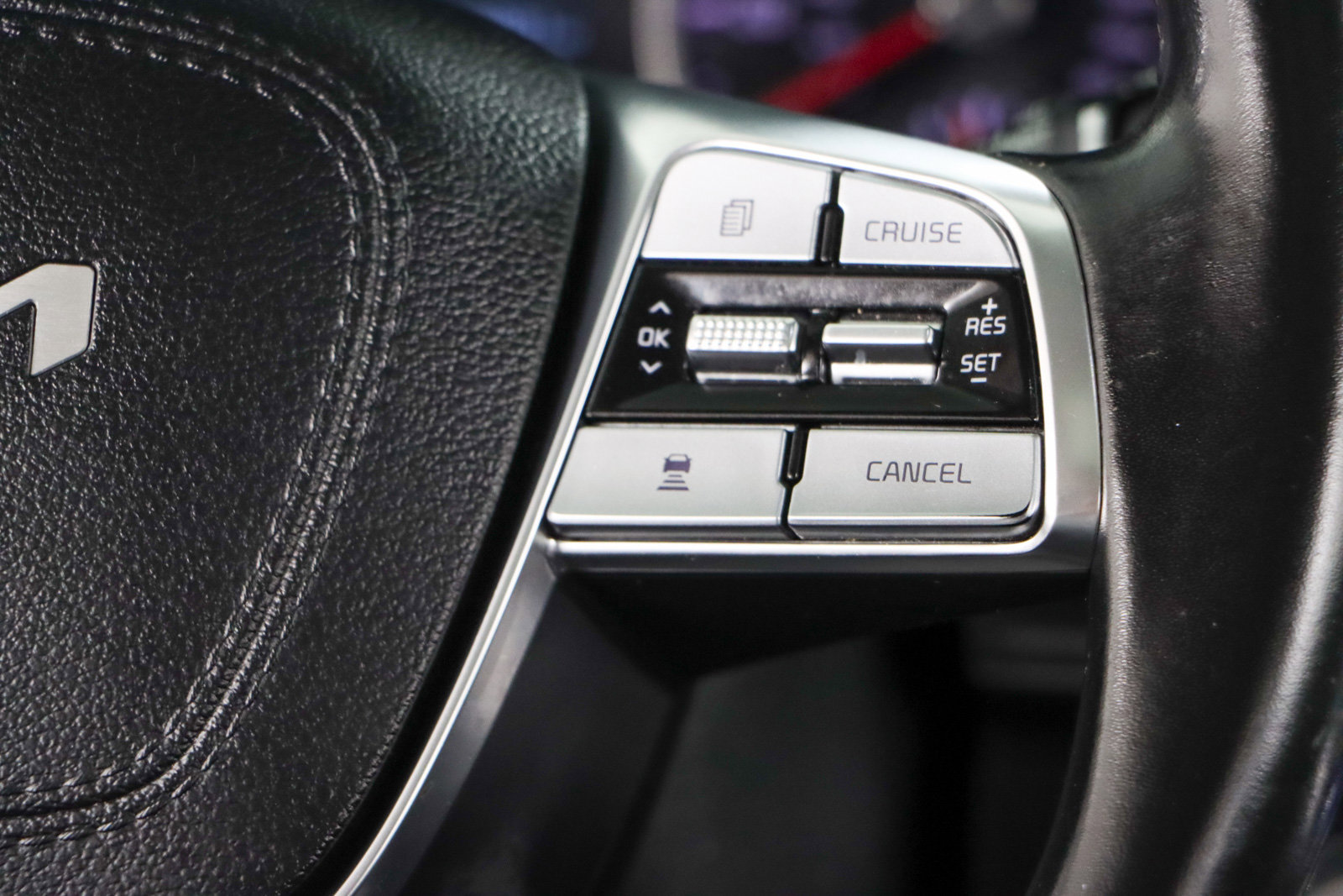 Used 2022 Kia Telluride EX FWD image 14