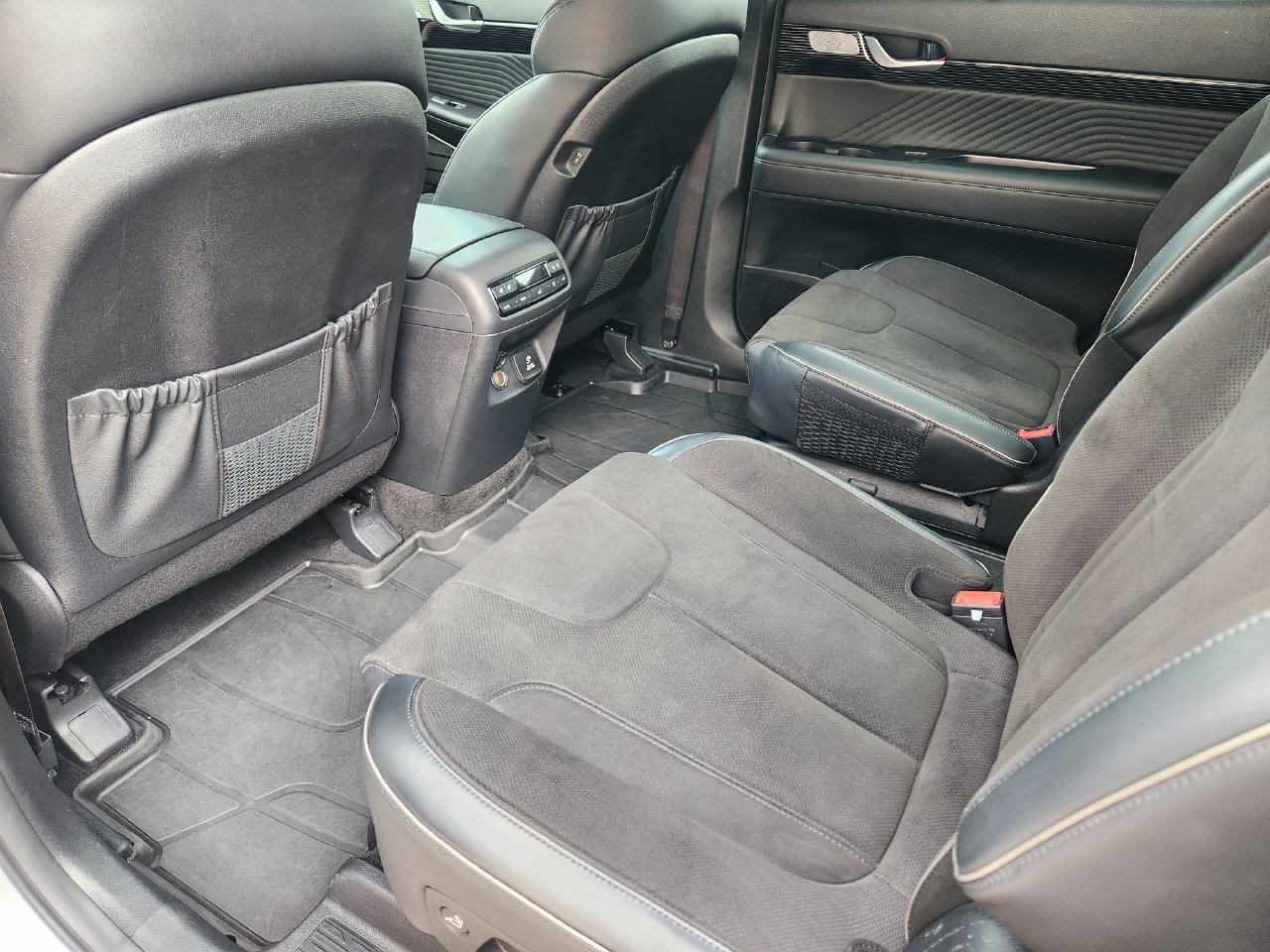 Certified 2025 Hyundai Palisade Calligraphy AWD/4WD image 27