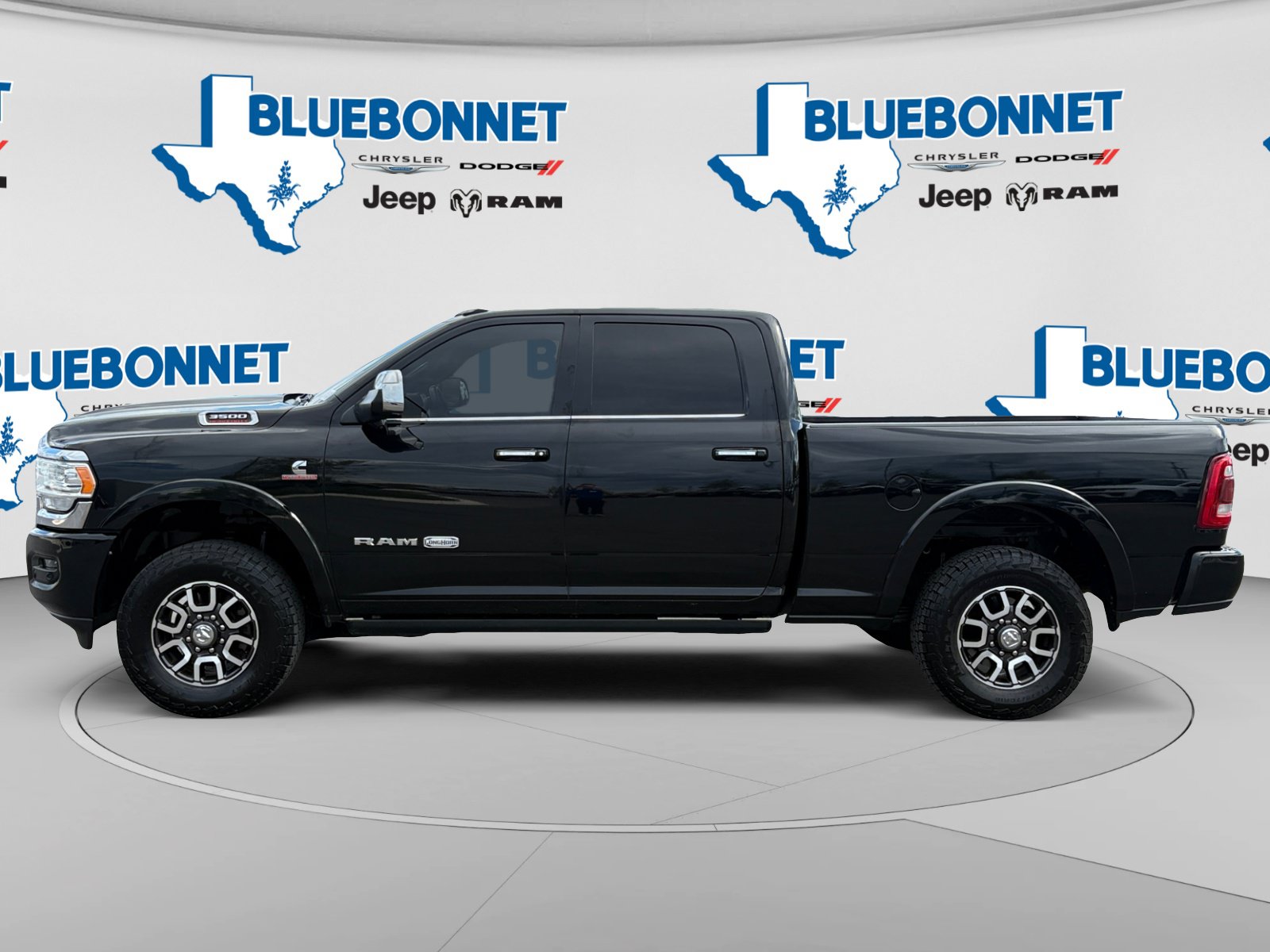 Used 2022 RAM 3500 Limited AWD/4WD image 8