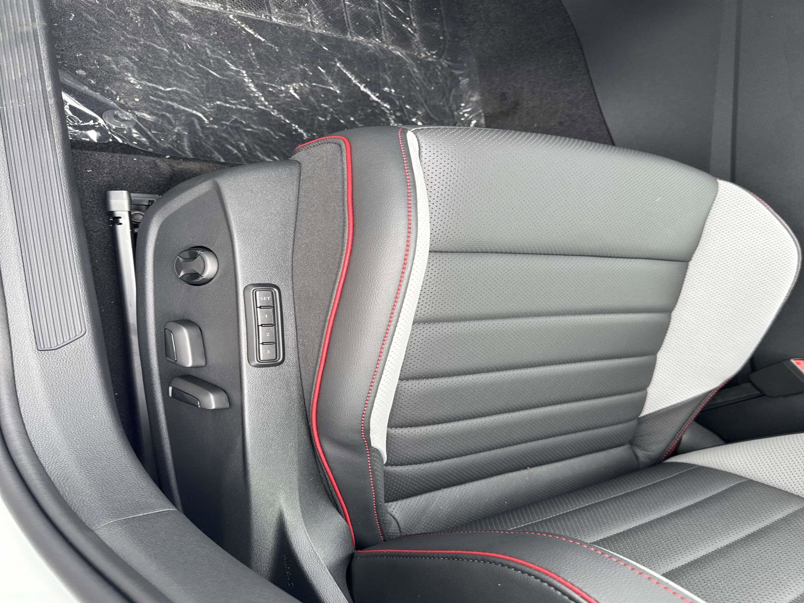 New 2026 Volkswagen GTI SE image 15