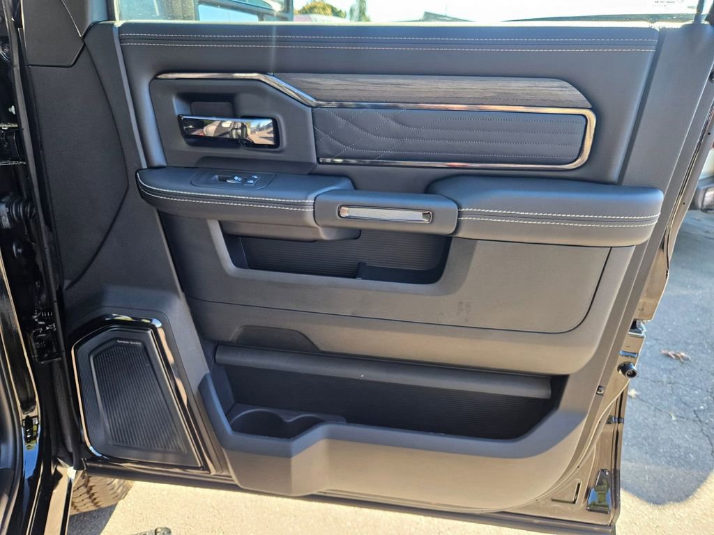 New 2026 RAM 2500 Limited image 17