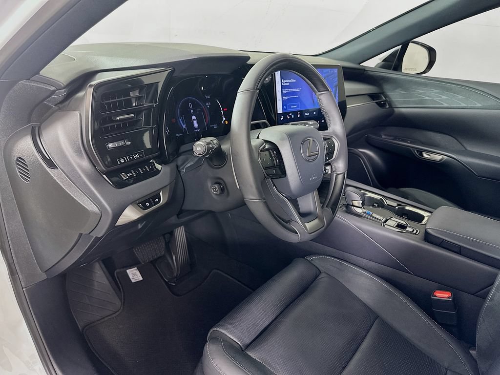 Used 2023 Lexus RX 350 FWD w/ Accessory Package (Z1) image 9