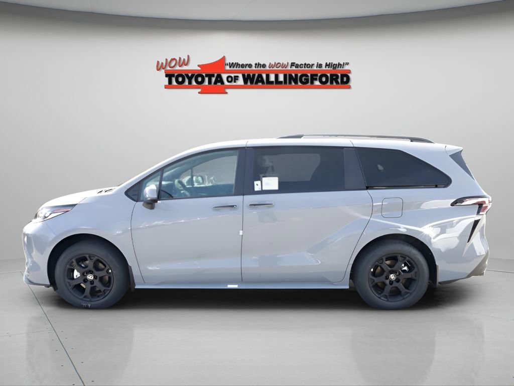 New 2026 Toyota Sienna XLE Woodland Edition AWD/4WD image 2