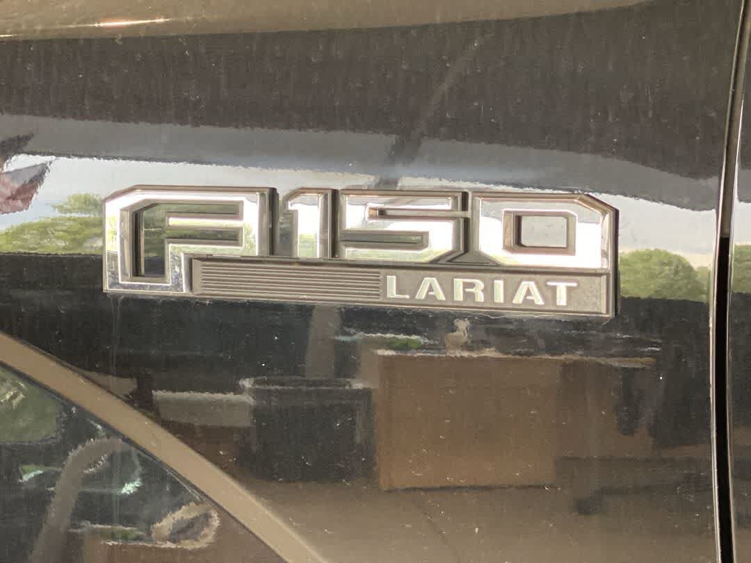 Used 2018 Ford F150 Lariat w/ Equipment Group 502A Luxury AWD/4WD image 11