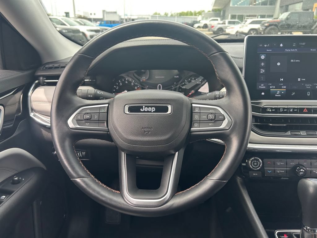 Certified 2022 Jeep Compass Limited AWD/4WD image 11