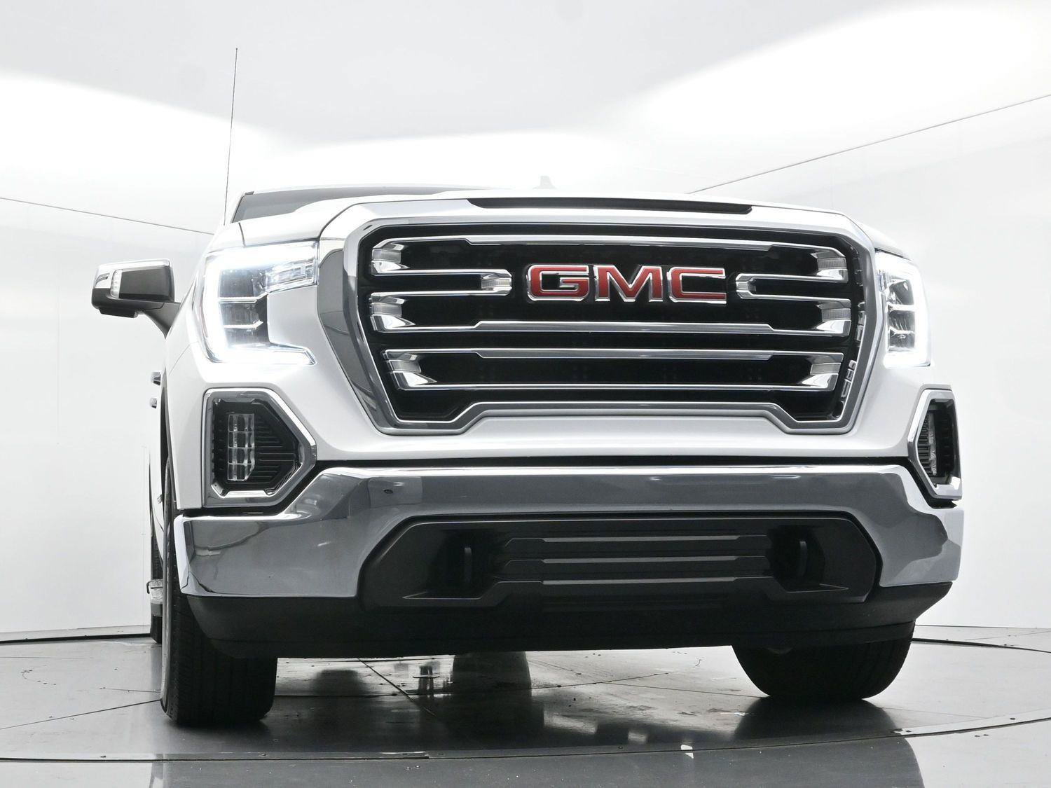 Used 2022 GMC Sierra 1500 SLT AWD/4WD image 44