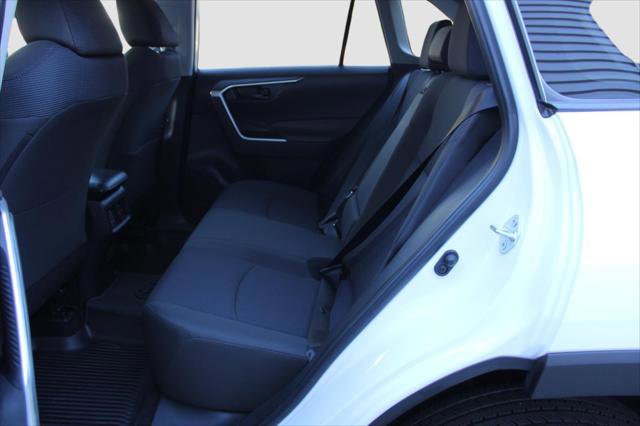 Certified 2024 Toyota RAV4 LE image 31