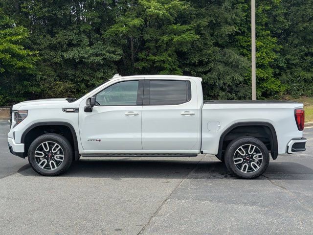 Used 2023 GMC Sierra 1500 AT4 w/ AT4 Premium Package AWD/4WD image 4