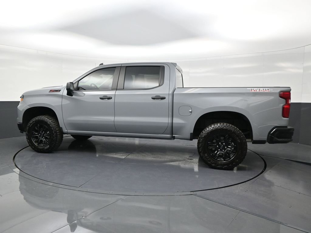 Used 2025 Chevrolet Silverado 1500 Custom Trail Boss image 2