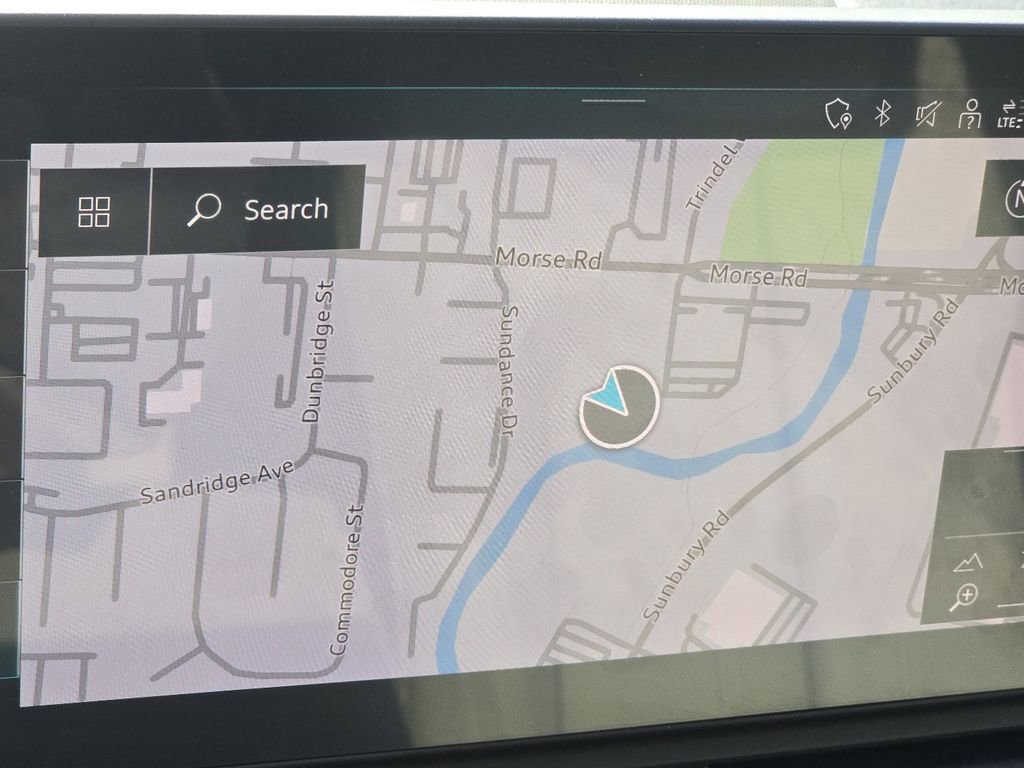 Used 2021 Audi Q5 e Prestige w/ Prestige Package image 4