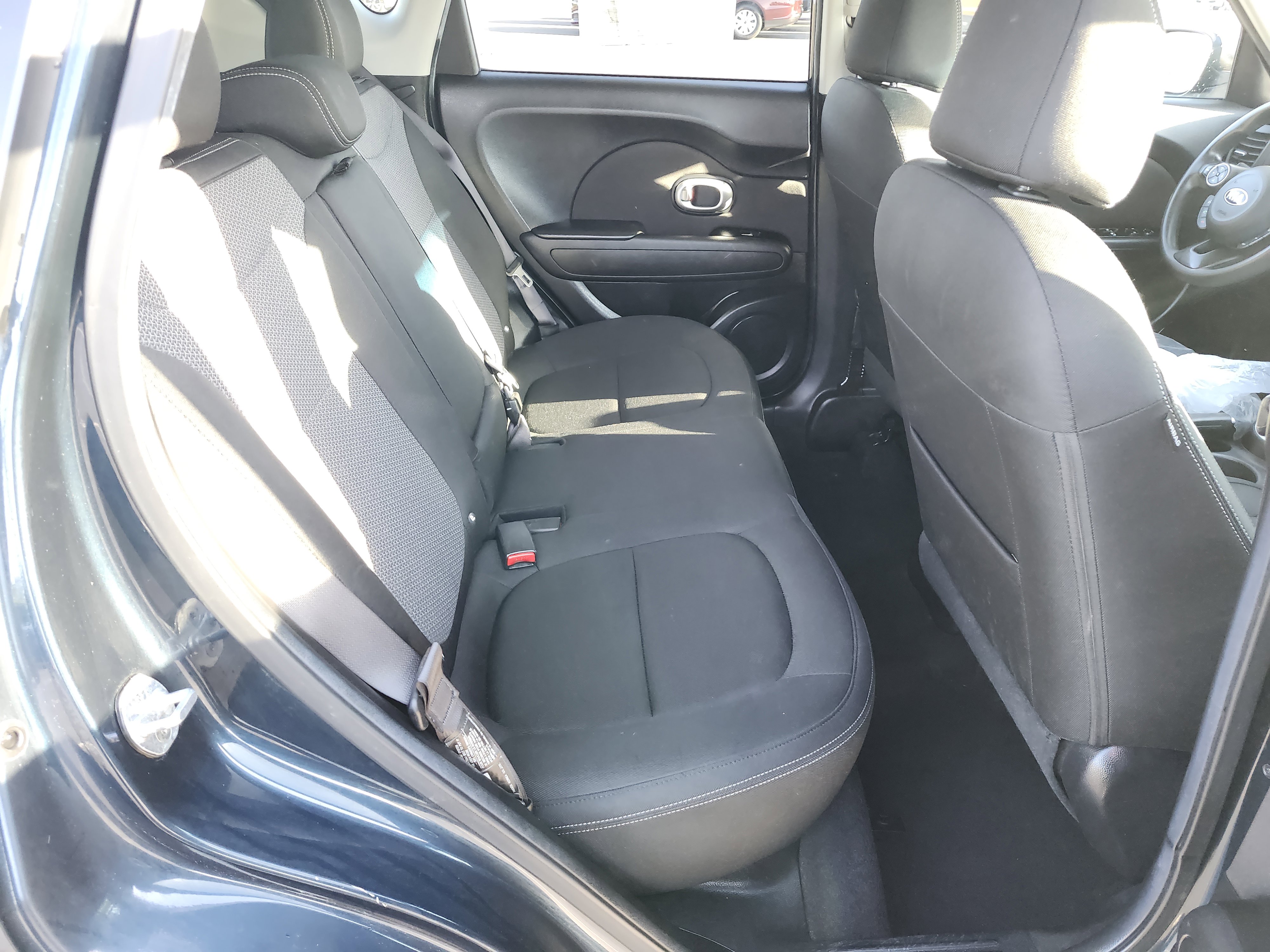 Used 2017 Kia Soul + FWD image 14