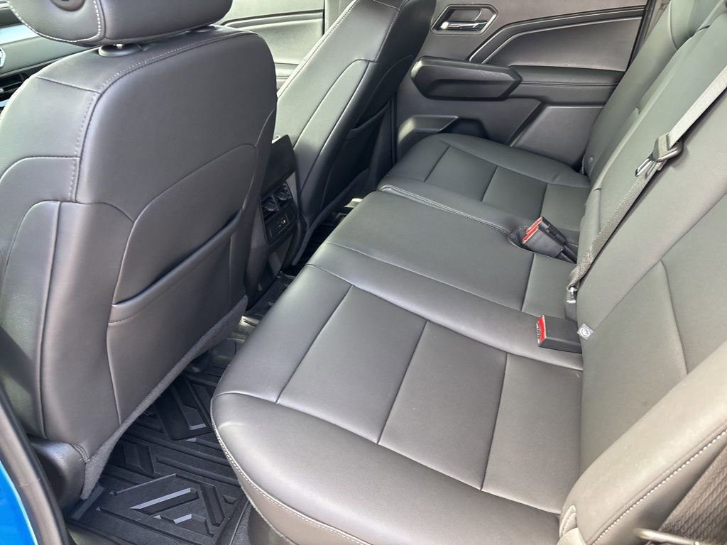 Used 2023 Chevrolet Colorado LT w/ LT Convenience Package III image 13