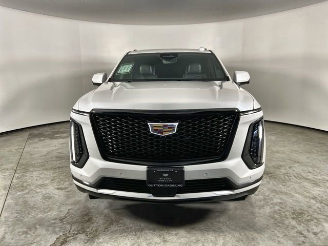 Certified 2025 Cadillac Escalade ESV Sport Platinum image 3