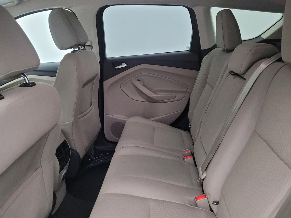 Used 2017 Ford Escape SE AWD/4WD image 18