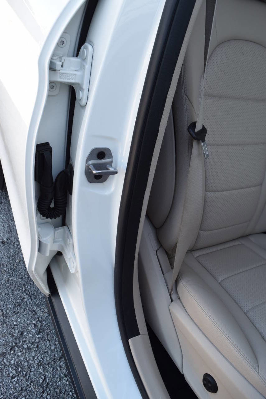 Used 2021 Mercedes-Benz GLC 300 image 41