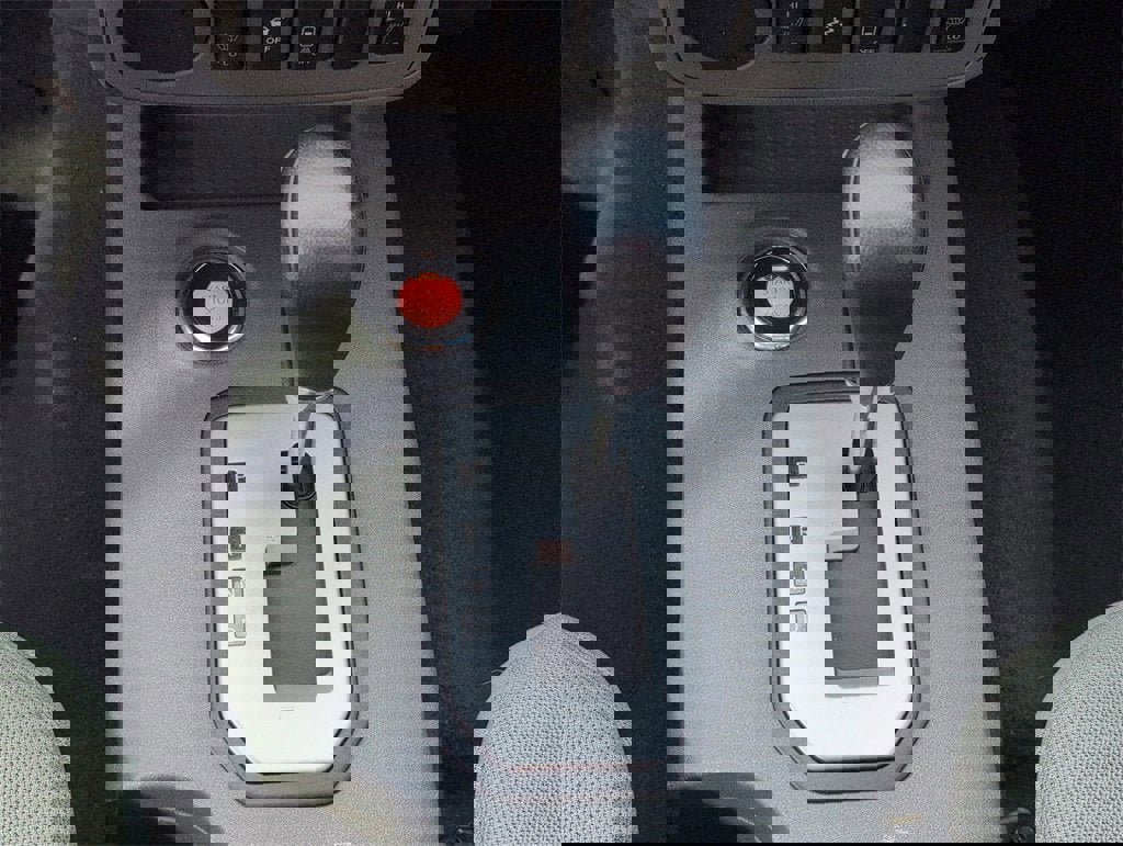 Used 2020 Nissan Frontier SV image 23