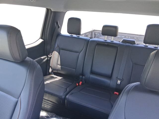 New 2026 Ford F250 Lariat w/ FX4 Off-Road Package AWD/4WD image 16