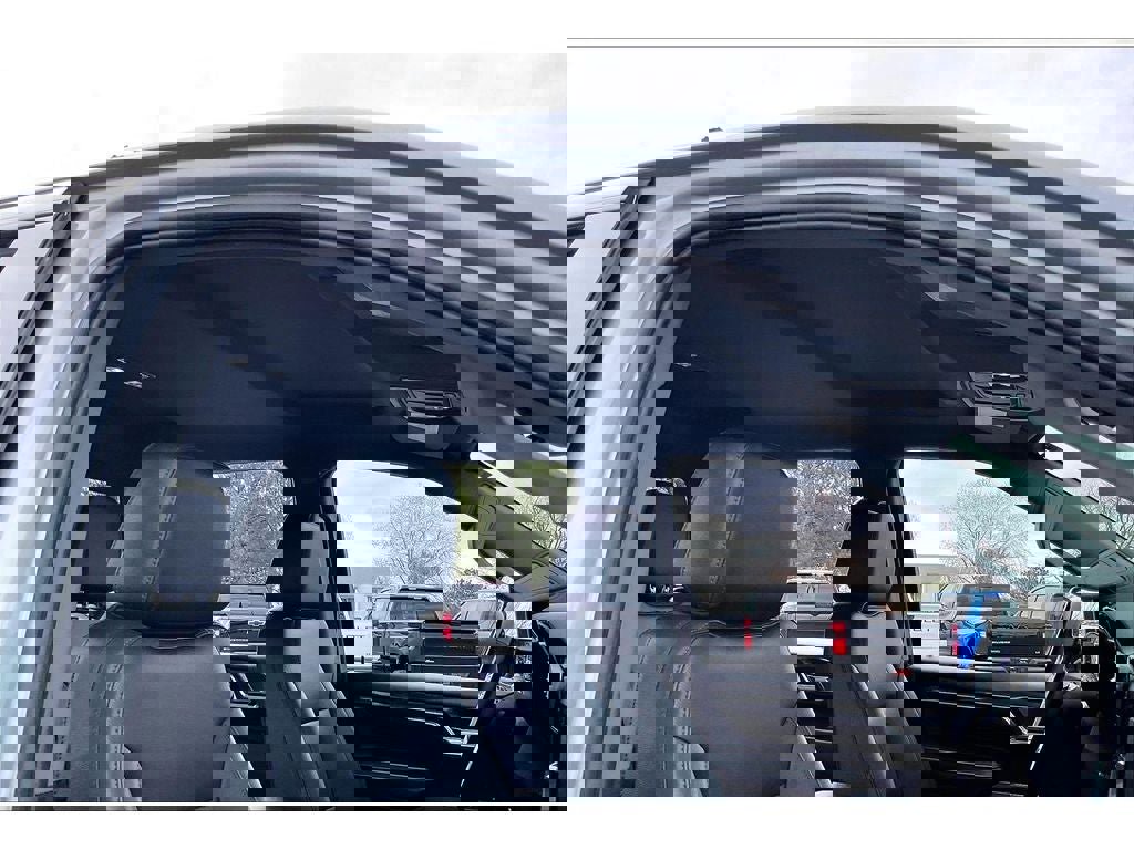 Used 2025 Chevrolet Silverado 3500 LTZ image 24