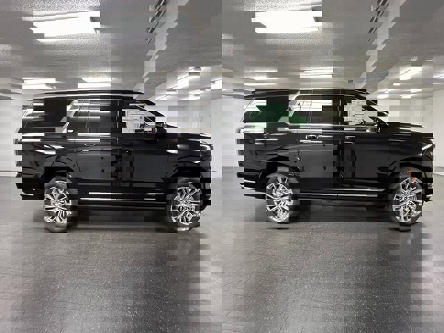 New 2026 Cadillac Escalade ESV Luxury image 6