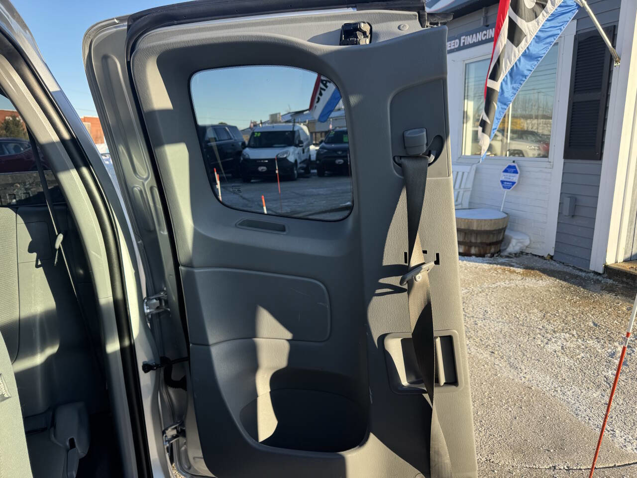 Used 2012 Toyota Tacoma 4x4 Access Cab w/ SR5 Pkg image 27