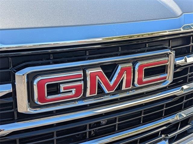 New 2026 GMC Yukon Elevation image 13