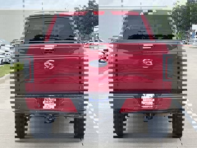 Used 2017 Ford F150 XLT w/ Equipment Group 302A Luxury AWD/4WD image 5