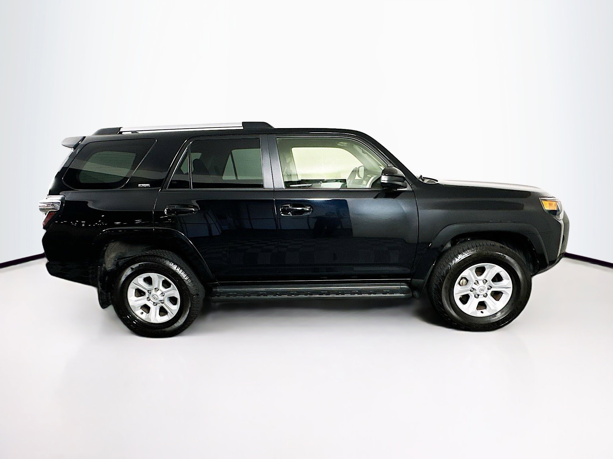 Used 2024 Toyota 4Runner SR5 image 10