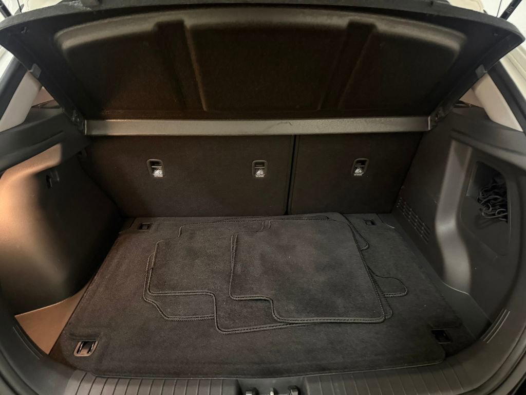 Used 2023 Hyundai Kona SEL w/ Cargo Package image 28