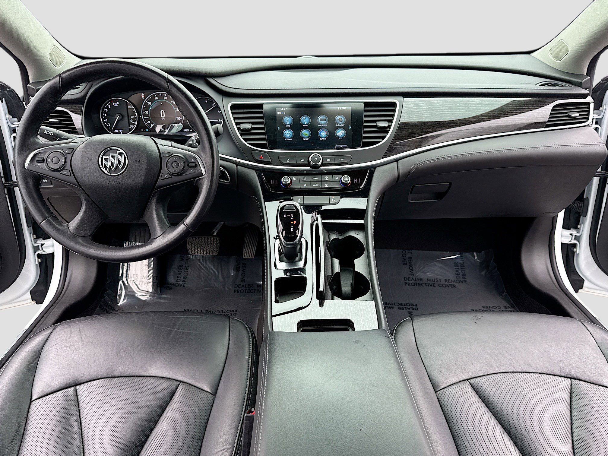 Used 2019 Buick LaCrosse Essence image 3