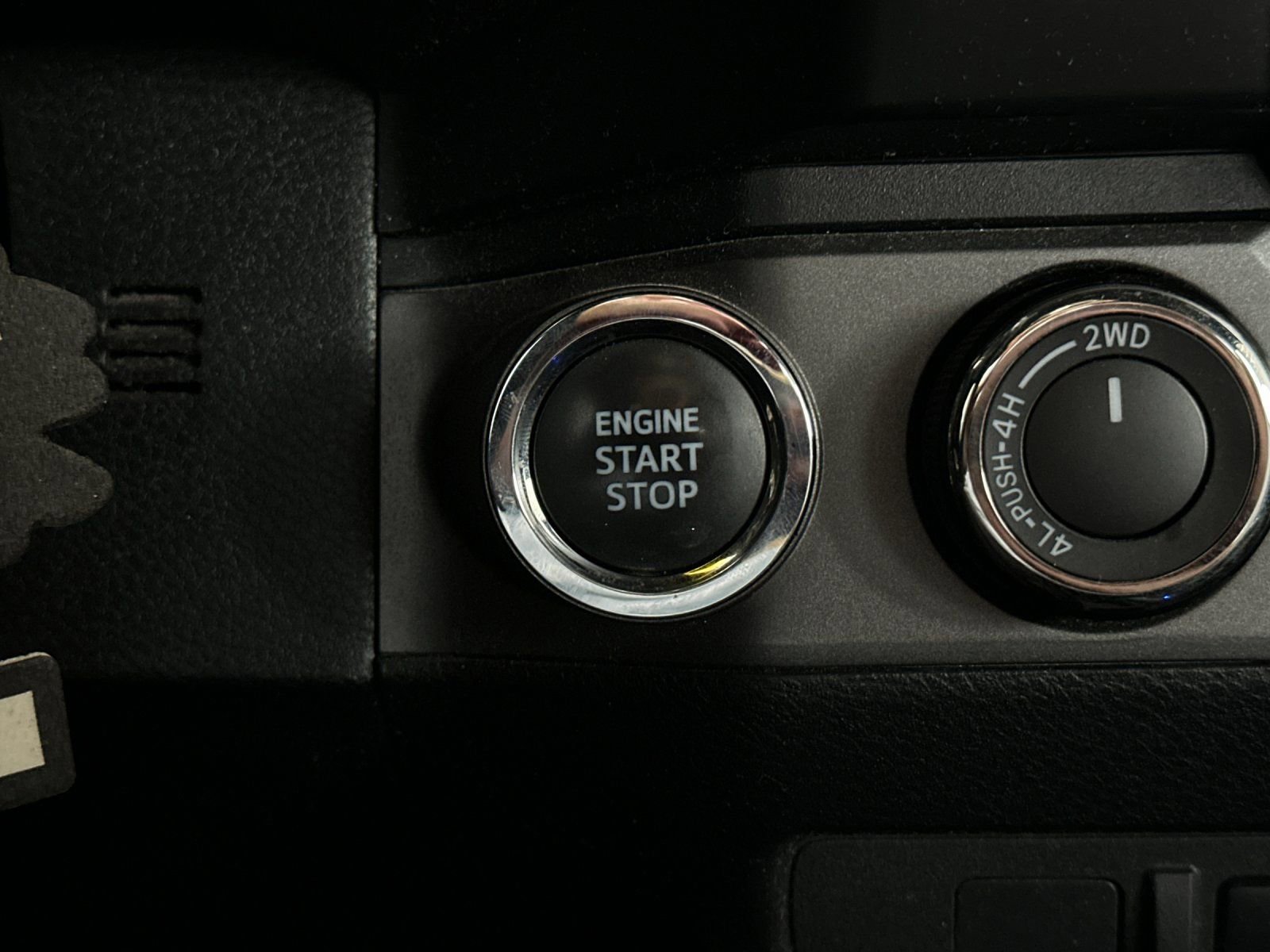 Used 2023 Toyota Tacoma TRD Off-Road AWD/4WD image 19