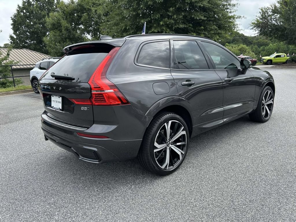 Used 2023 Volvo XC60 B5 Ultimate w/ Climate Package AWD/4WD image 5