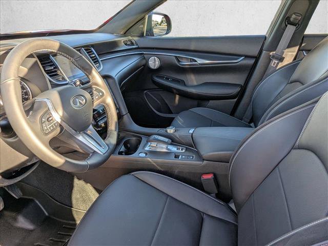 Used 2025 INFINITI QX50 Sport image 19
