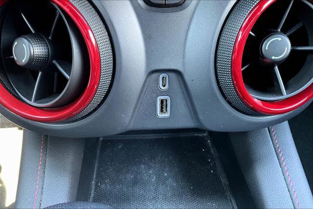 Used 2021 Chevrolet Blazer RS w/ Enhanced Convenience Package image 16