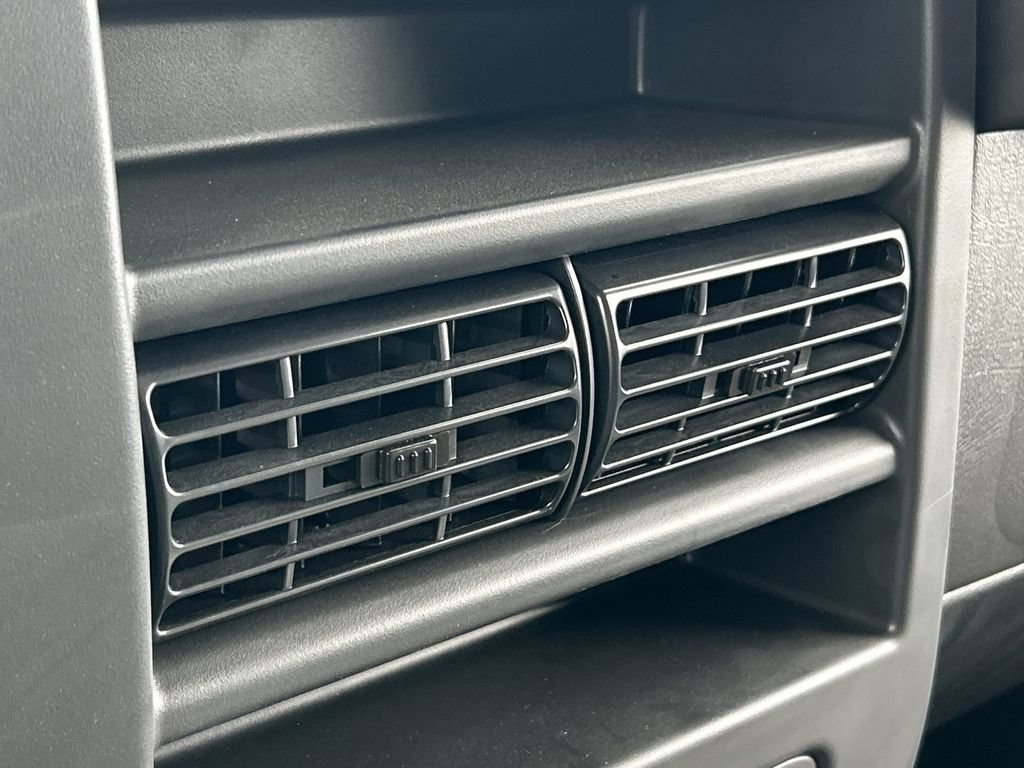 New 2025 GMC Savana 3500 w/ Power Convenience Package RWD image 20