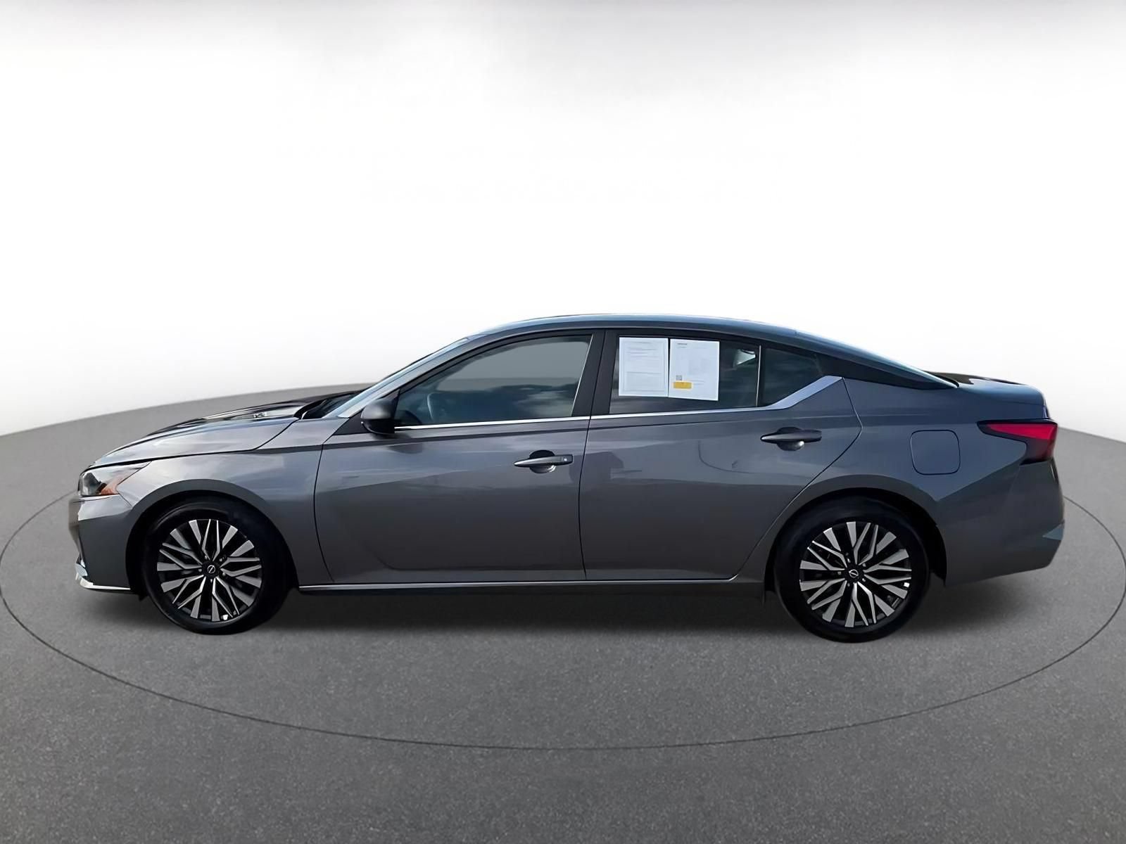 Used 2026 Nissan Altima 2.5 SV FWD image 8