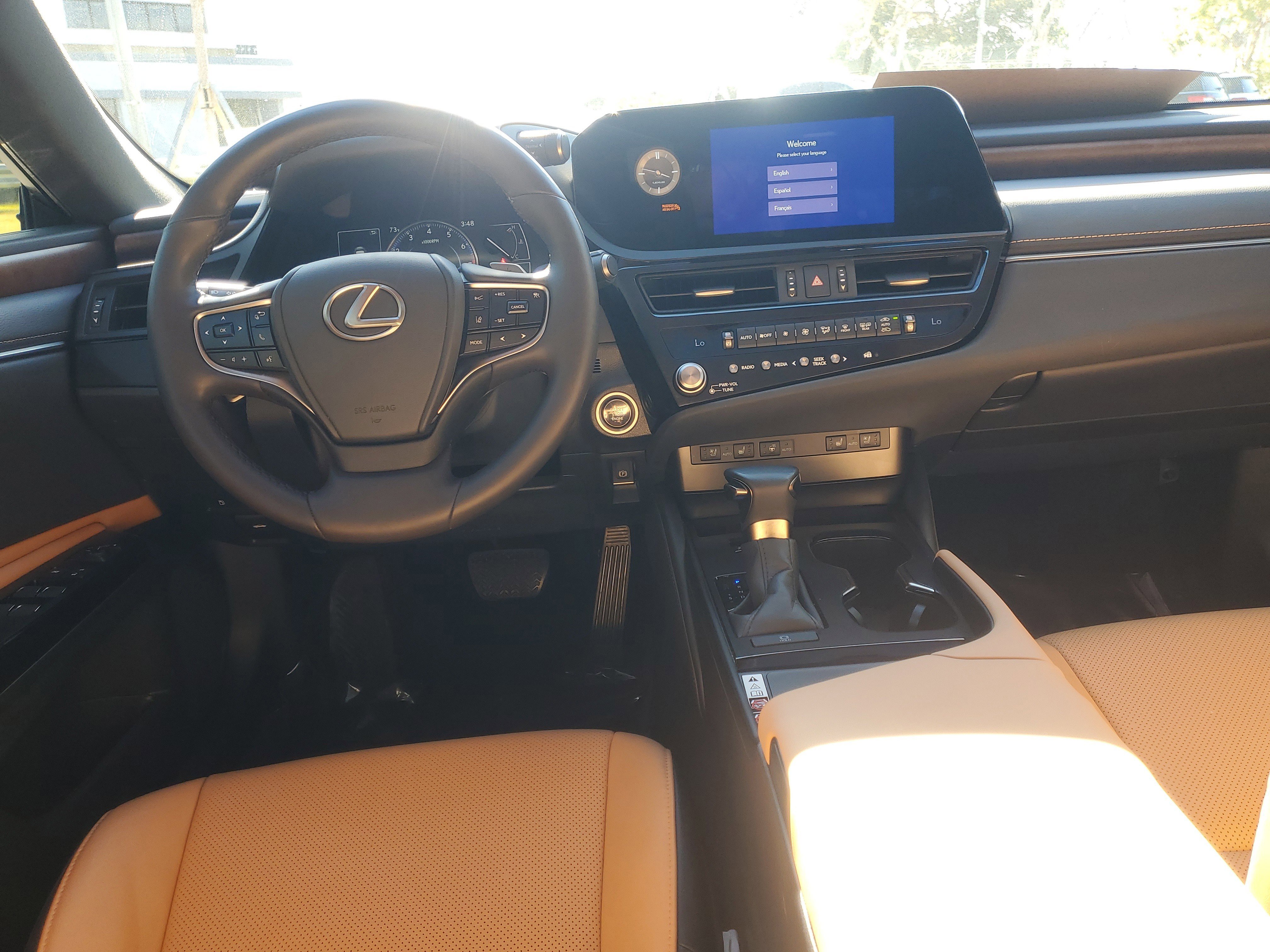 Used 2024 Lexus ES 350 w/ Premium Package image 9