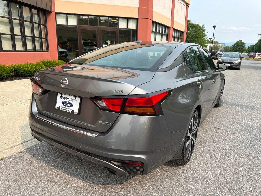 Used 2022 Nissan Altima 2.0 SR FWD image 7