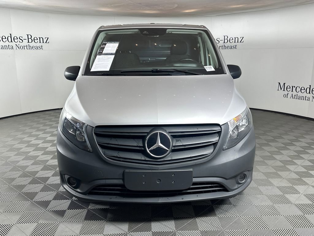 Used 2023 Mercedes-Benz Metris image 2