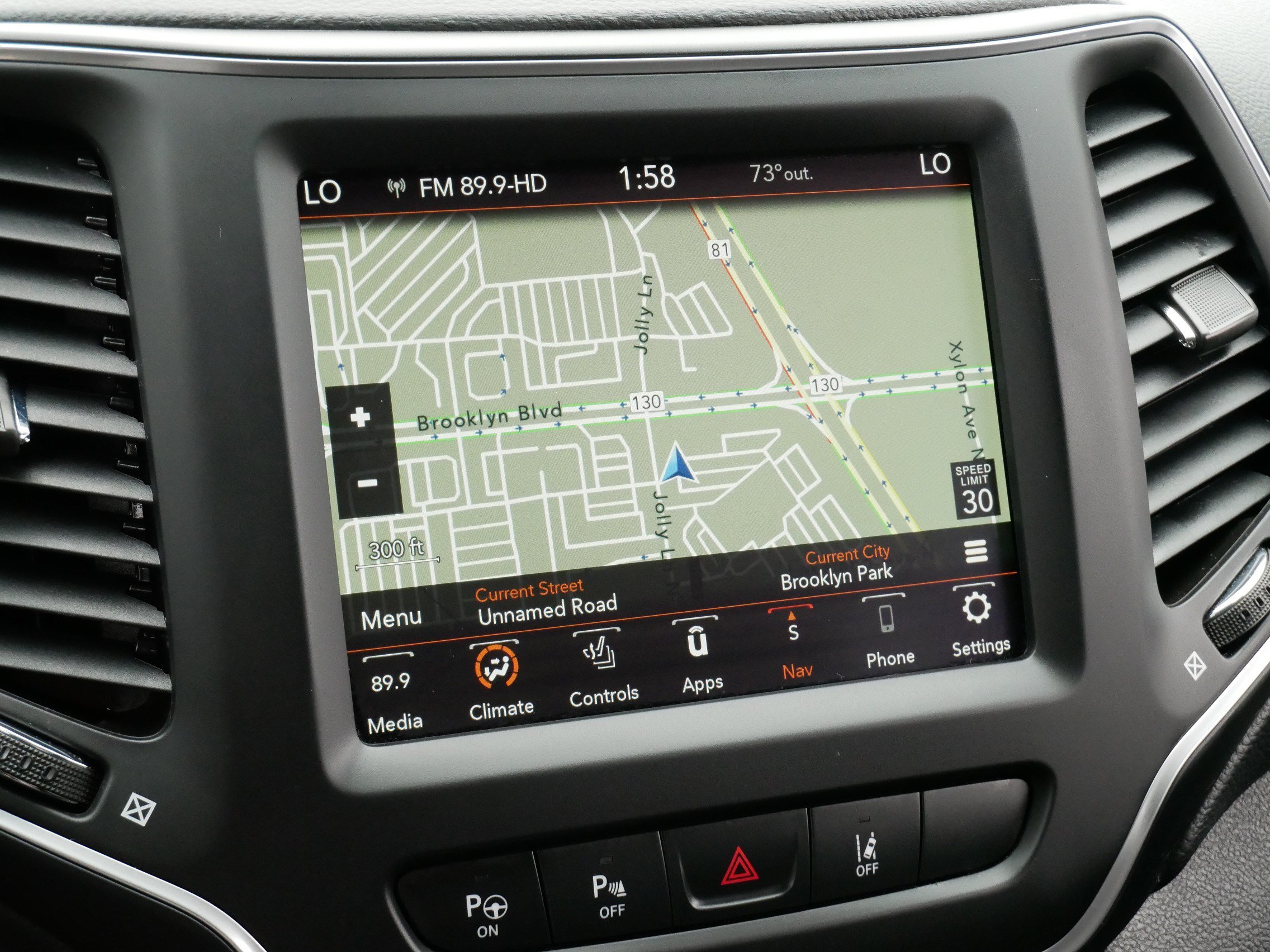 Used 2023 Jeep Cherokee Altitude Lux AWD/4WD image 22