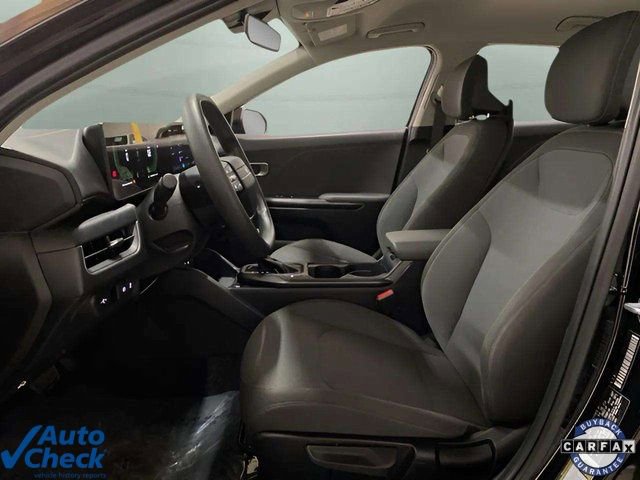 Used 2025 Kia K4 LX image 58