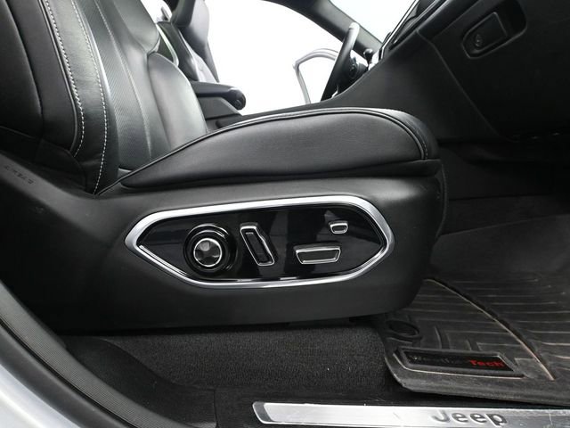 Used 2022 Jeep Grand Cherokee L Overland w/ Advanced Protech Group III image 59