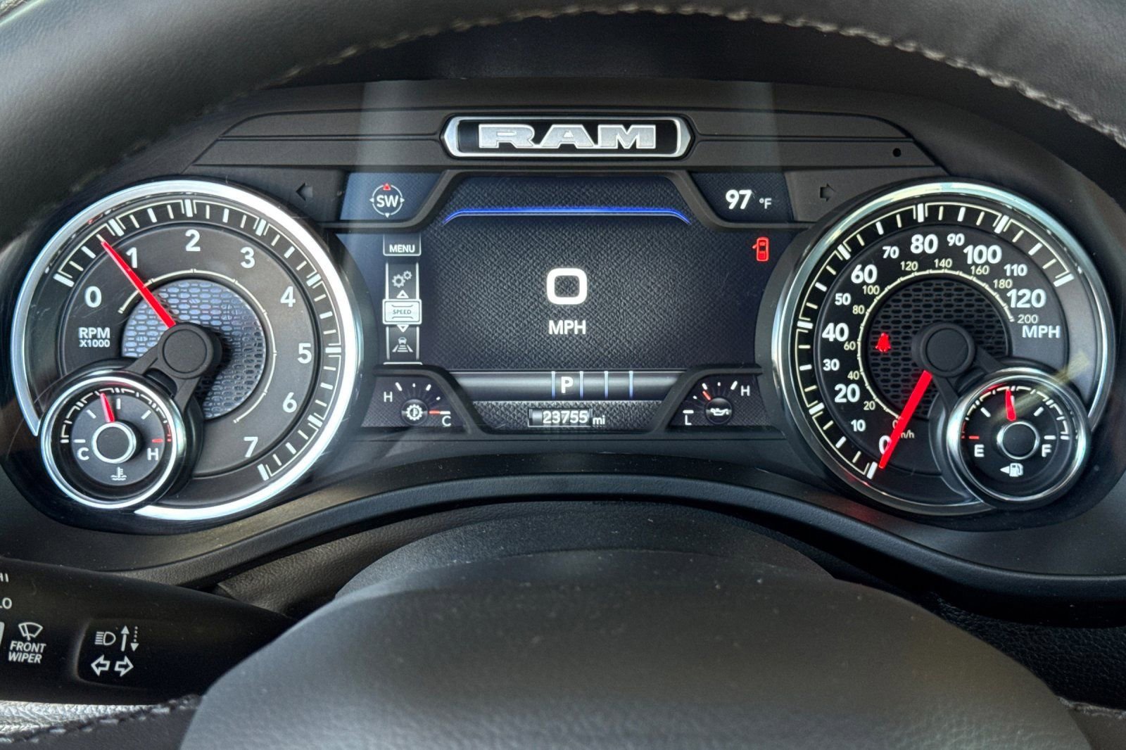 Used 2025 RAM 1500 Laramie AWD/4WD image 25