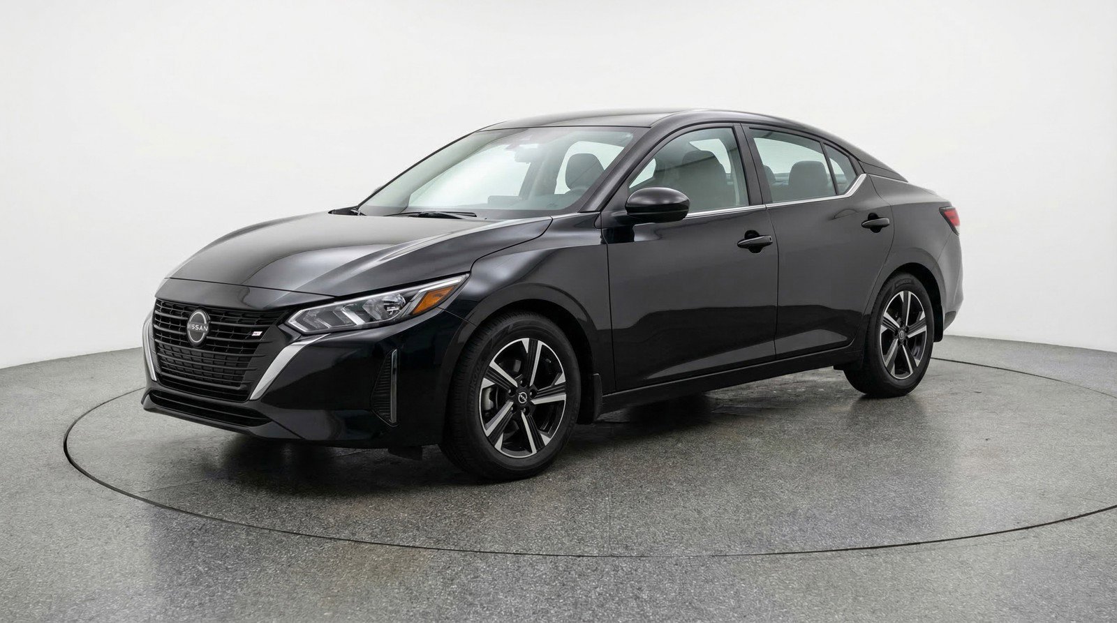 Used 2025 Nissan Sentra SV image 3