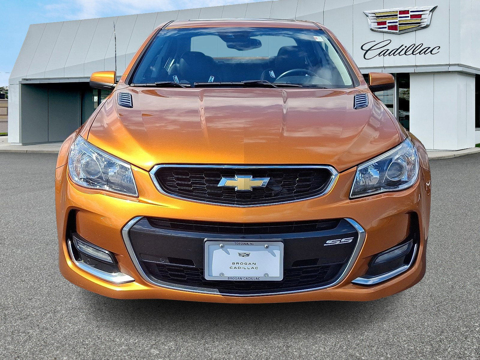 Used 2017 Chevrolet SS RWD image 2